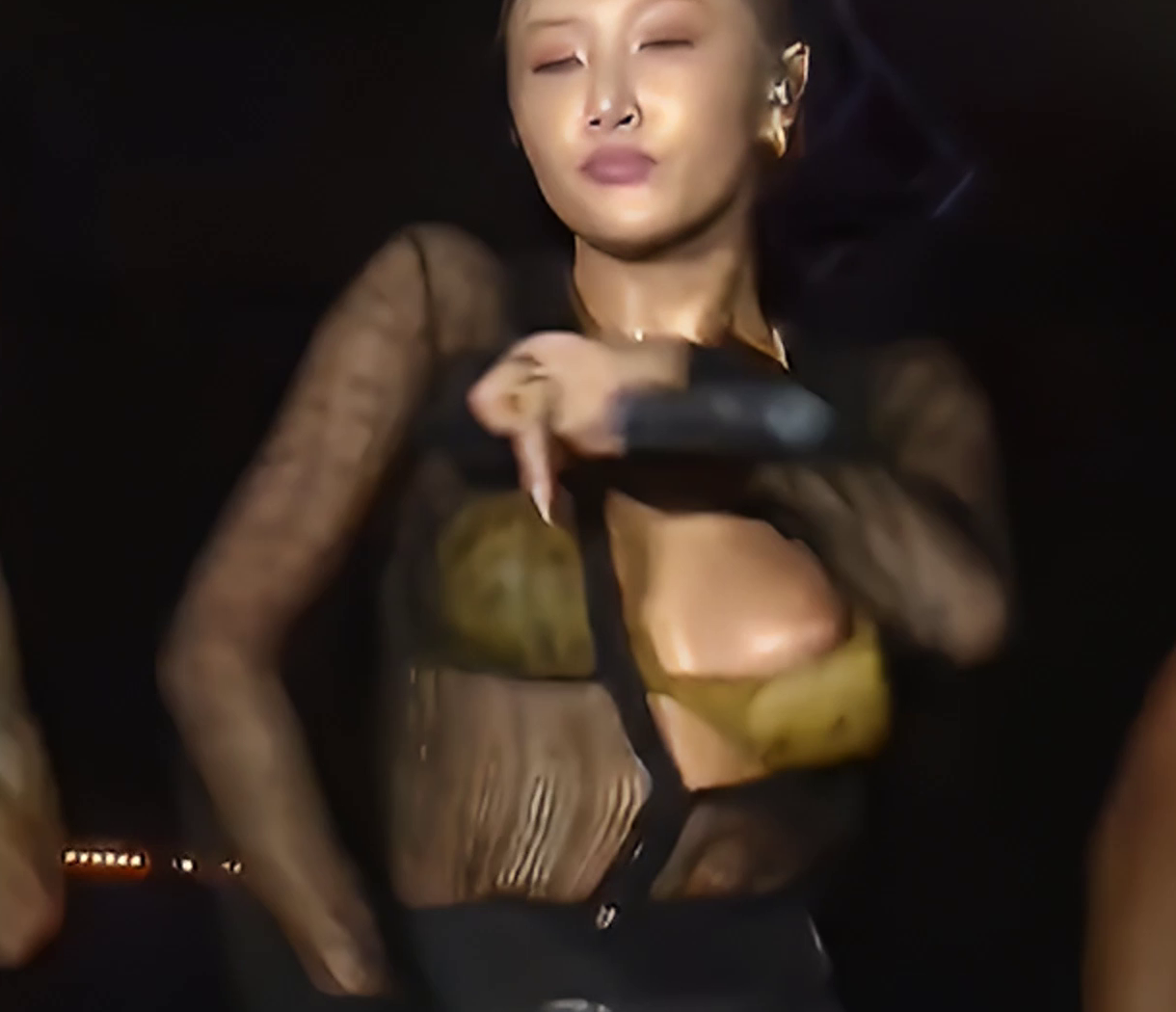 nsj9XY8Z MAMAMOO Hwasa KPop 03.png